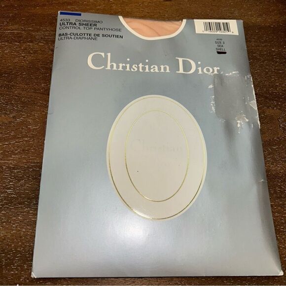 New, Christian Dior 4533 Diorissimo Ultra Sheer Control Top Pantyhose (2 pack) - Picture 5 of 8